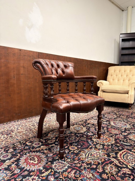 Nouveau! Fauteuil Chesterfield anglais classique – Chaises & fauteuils, Leather, Wood (photo 7 of 8)