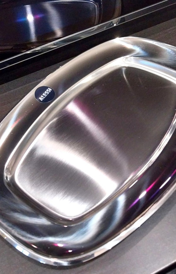 Image 1 of Alessi 125/30 Oval Serving Tray in 18/10 Stainless Steel – Satin Finish with Polished Edge, 35.5 cm