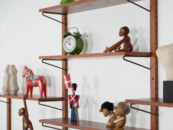 Sistema de estanterías modulares danés de la década de 1960: módulo de pared de chapa de teca con once (photo 6 of 17)