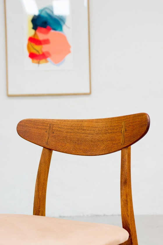 Image 1 of Vintage Hans J. Wegner CH30 Carl Hansen & Søn Chaises Chêne