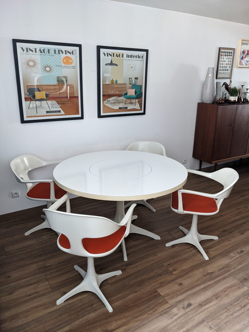 Space Age dining room Konrad Schäfer