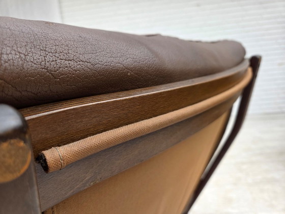 Image 1 of Anni '70, design scandinavo, poltrona in pelle marrone per arredamento.