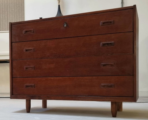 Mid-century chest of drawers