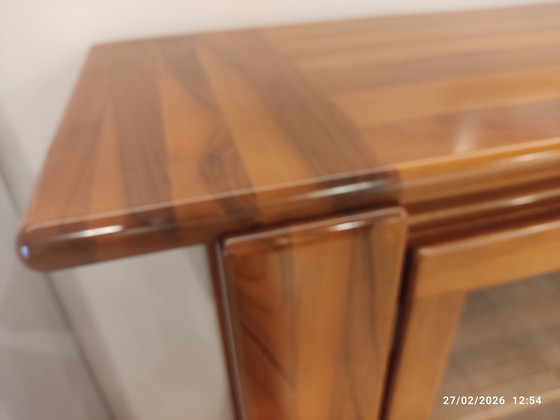 Image 1 of Hoog dressoir ontworpen door Marenco