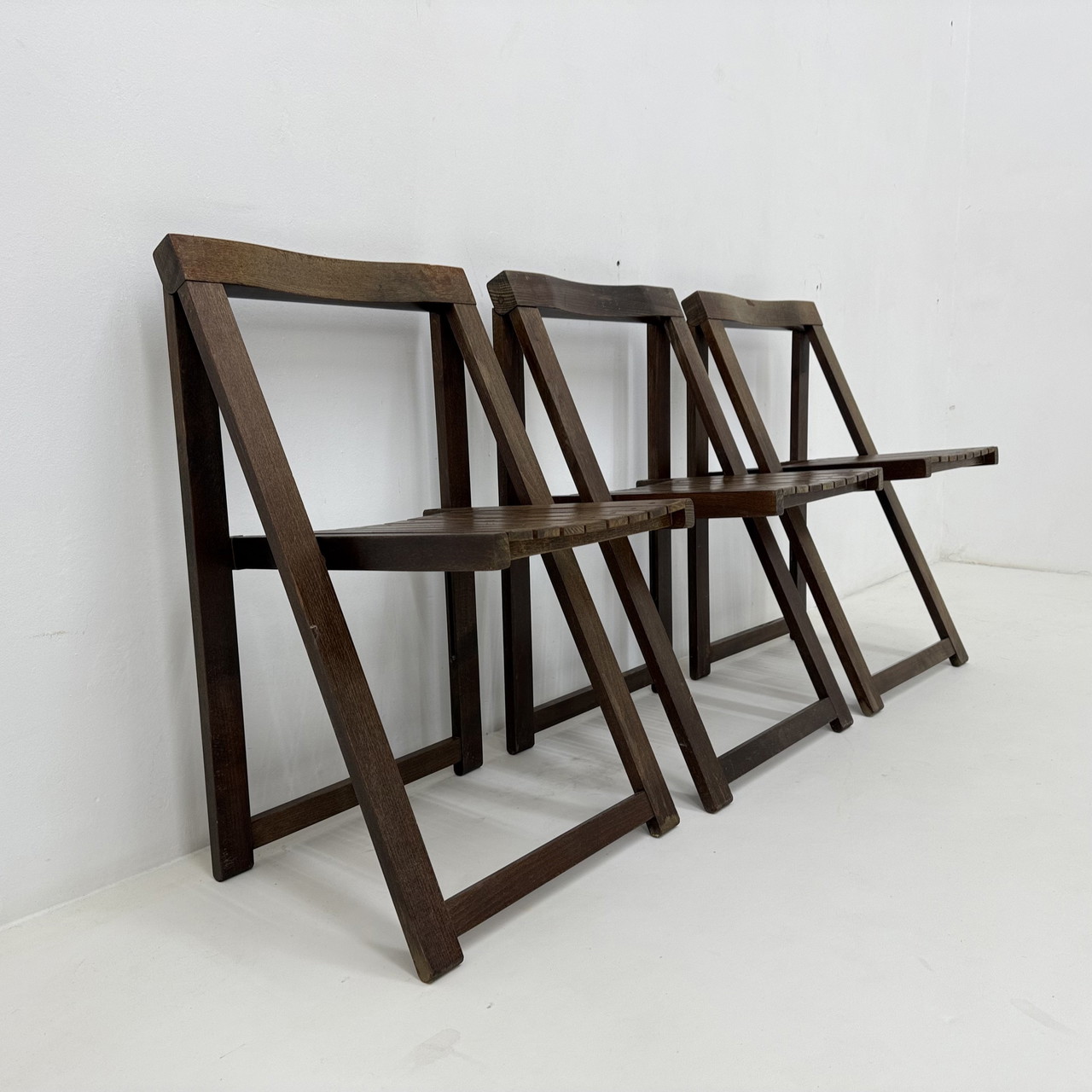 Set of Aldo Jacober for Alberto Bazzani Wooden Folding Chairs - Main Image