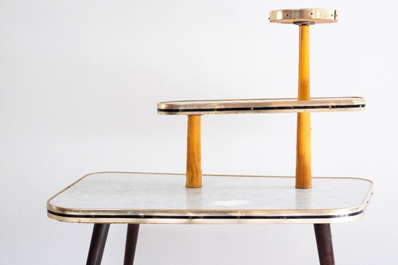 Image 1 of Blumenetagere di metà secolo