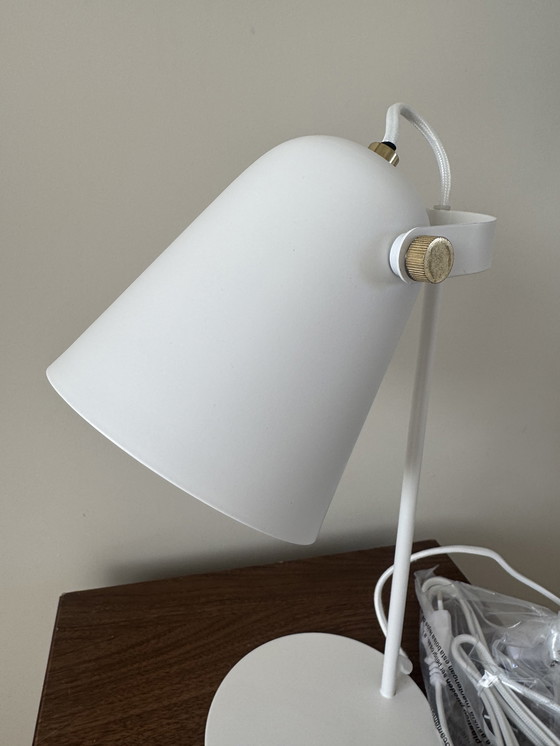 Image 1 of Leitmotiv Schreibtischlampe Steady - Matt Weiß - 12.5x36cm