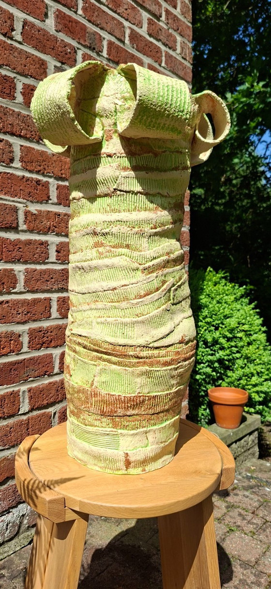 Image 1 of Große, skulpturale Vase aus Kunstkeramik – Unikat