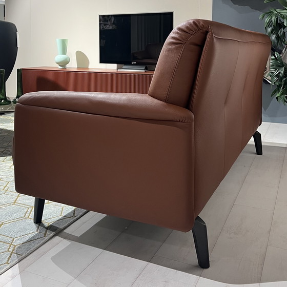 Image 1 of LEOLUX - SOFÁ 2,5 PLAZAS BORA BALANZA EN PIEL