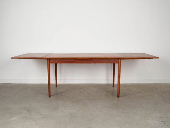 Image 1 of Table en teck, design danois, années 1970, fabrication : Danemark