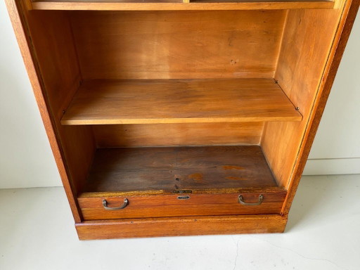 Antique German oak roll-top wardrobe with original key and working wooden roll-top. Made around 1920–1935