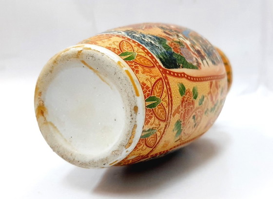 Image 1 of Vase vintage en porcelaine chinoise