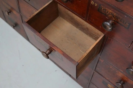 Image 1 of Antiguo botiquín/cómoda de madera noble inglesa, siglo XIX