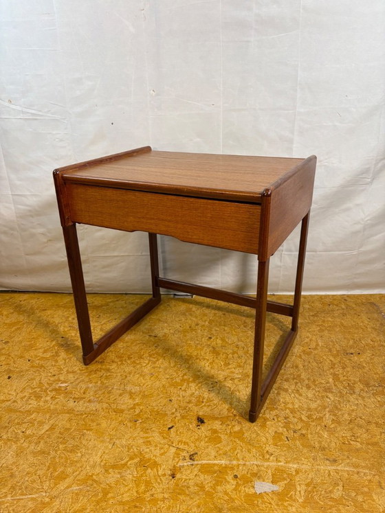 Image 1 of Vintage G Plan Teak Side Table / Lamp Table – Mid Century Modern – 1960s  Bring timeless British mid-century design into your ho