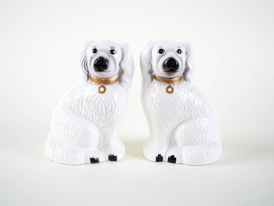 Image 1 of Figuritas de perros de cerámica, estilo inglés, década de 1970, hechas en Inglaterra.