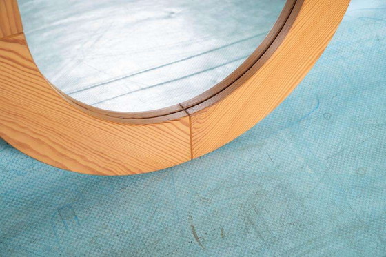 Image 1 of Vintage large pine mirror 70s l craftmenship spiegel hout