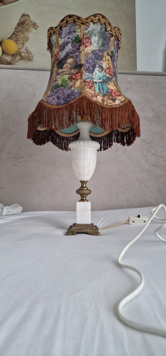 Image 1 of Lampada da tavolo vintage in travertino