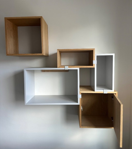 Muuto stack storage system