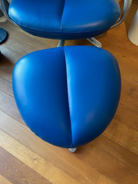 Leolux Formi Phase met voetenbank - 670 lounge stoel – Draaistoelen, Leather (photo 3 of 5)