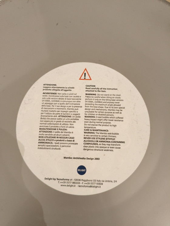 Image 1 of Mambo-Hocker, Sitzfläche aus transparentem Lucite-Kunststoff, von Delight, Italien