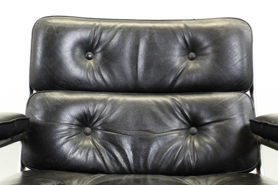 Image 1 of Herman Miller Lobby Chair Charles & Ray Eames Seats