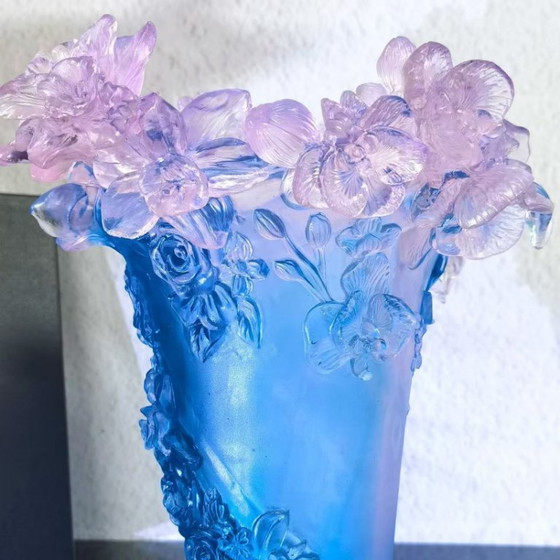 Image 1 of Vase « Sweet Garden », H 28 cm, par Daum