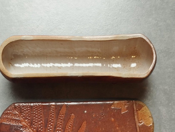 Image 1 of Vintage stenen doos met handgegraveerde decoratie