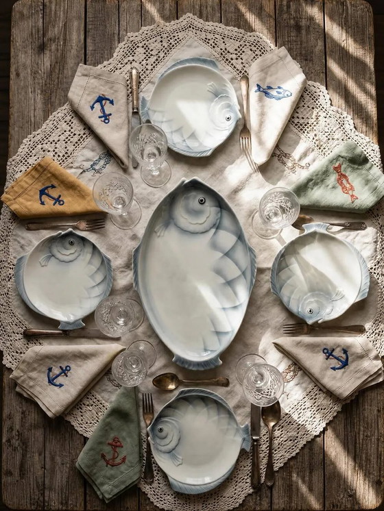 Vintage Czechoslovakian Faience Fish Service, 6 Plates and a Platter, Crockery, Ceramic, White (photo 2 of 14)