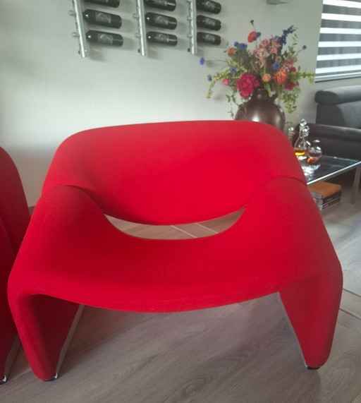 2x Artifort stoelen Groovy F598 