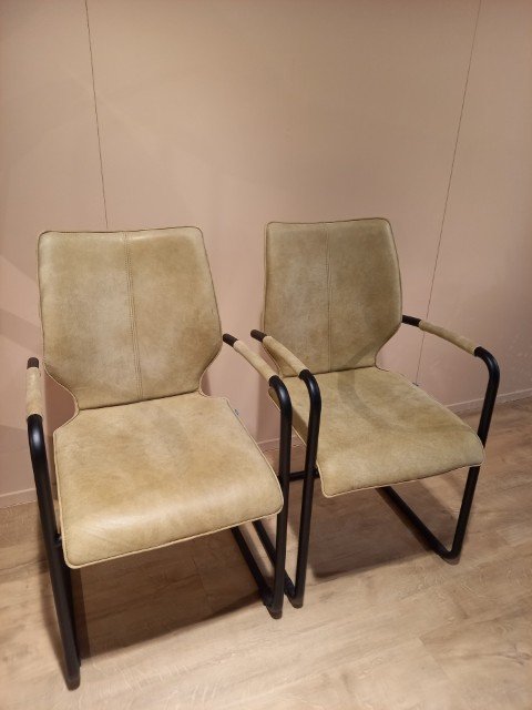Bree's Armstoelenset Lunette S/2 – Bree's New World, eetkamerstoelen, Metal, Design