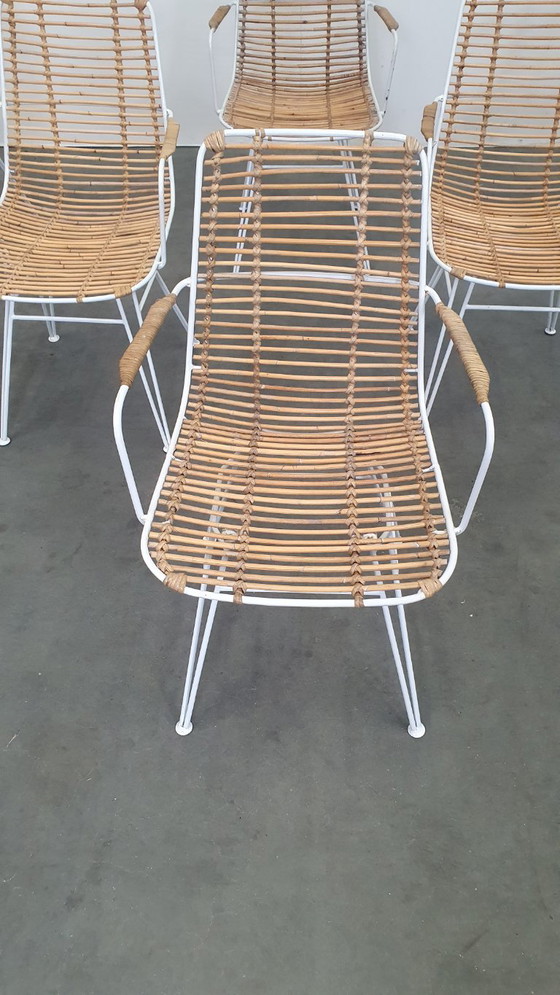Fauteuil Kave Home Tishana en rotin, accoudoirs en métal blanc – Chaises de salle à manger, Metal, Rattan (photo 3 of 15)