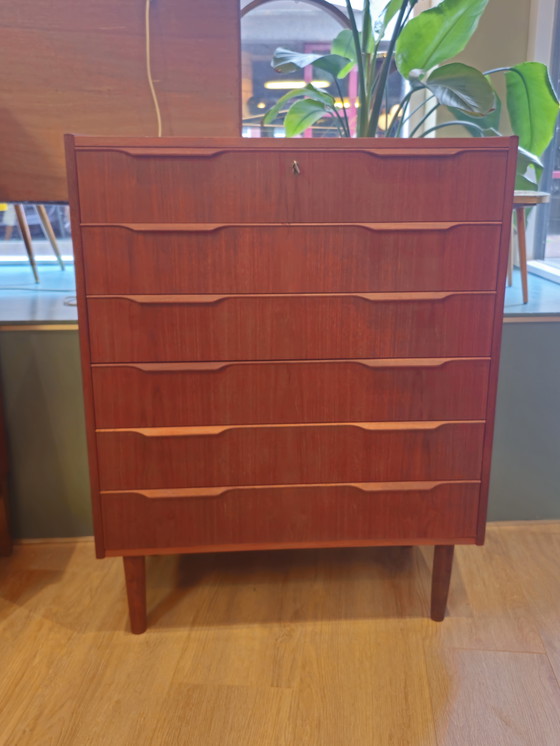 Image 1 of Vintage Deense Ladekast Ladekastje Kast Dressoir 