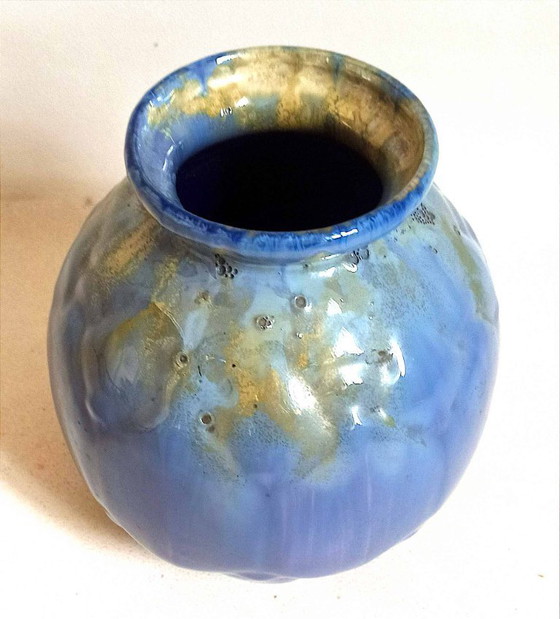 Image 1 of Art Deco slip vase Height 19.3 cm