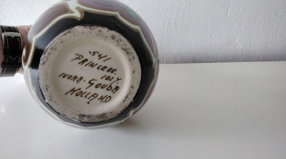 Image 1 of Gouda Plateel