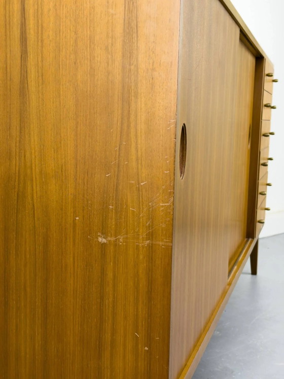 Credenza Mid-Century in Noce di Georg Satink per WK Möbel, anni '50 – Credenze, Ottone, Design (photo 15 of 21)