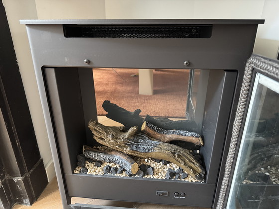 Image 1 of Riscaldatore elettrico Charlton & Jenrick Fireline FP