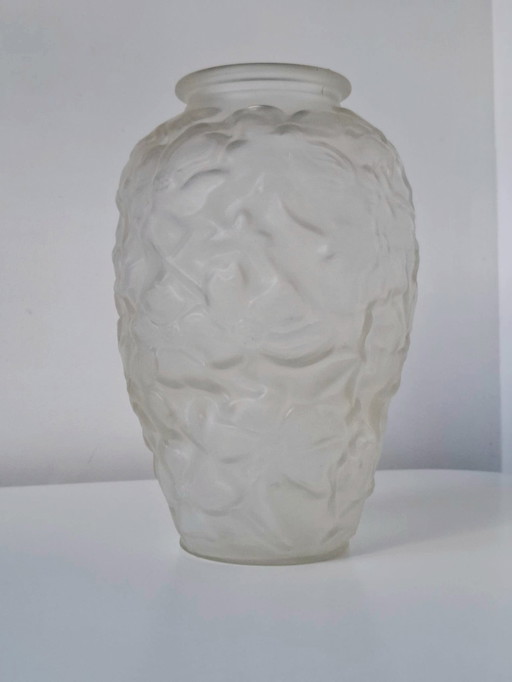 Art deco vase