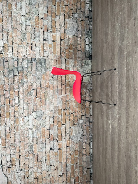 Fritz Hansen Vlinder, Pink | Arne Jacobsen, Dining chairs, Plastic, Chrome, Red, Mid Century Modern (photo 7 of 15)