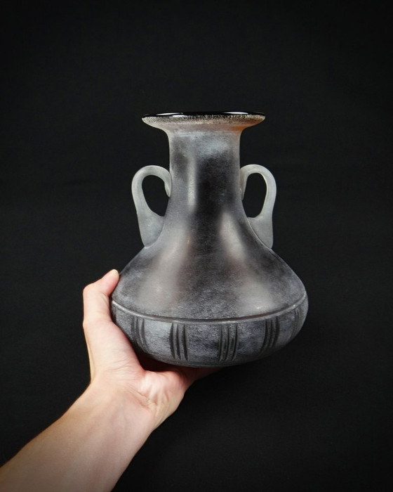 Image 1 of Vaso ad anfora in vetro tagliato di Murano, tecnica Scavo Seguso Vetri d'Arte