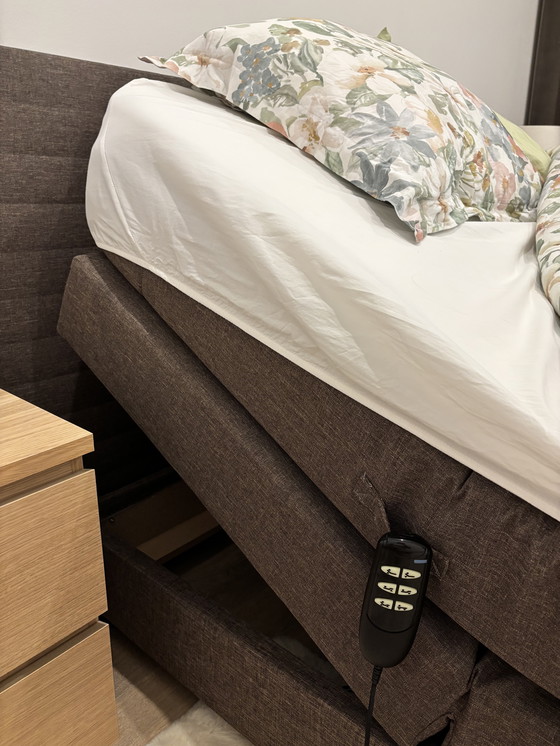 Image 1 of Boxspring