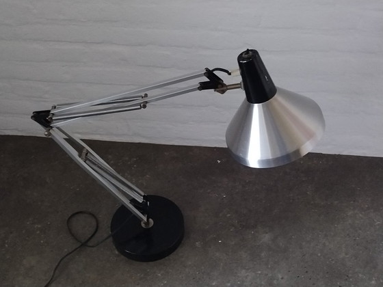 Architecten Bureaulamp T9, Hala Zeist - Vintage, Tafellampen, Metaal, Zilver (foto 6 van 8)