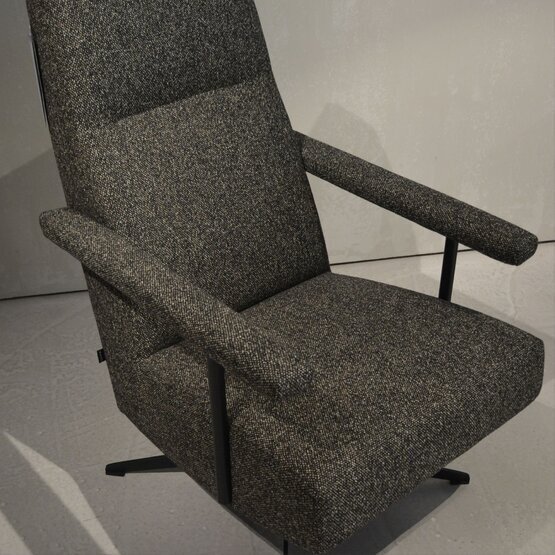Image 1 of Cloak Mr Cliff armchair