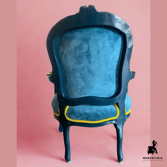 Image 1 of Fun Fashion Animal on baroque children's armchair