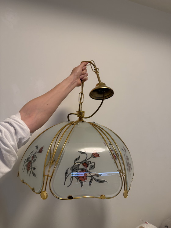 Image 1 of Magnifique suspension de style Hollywood Regency vintage – Laiton et verre – Années 70/80