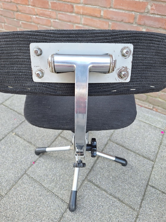 Image 1 of Gispen 360 Dutch design bureaustoel - zwarte ribstof 