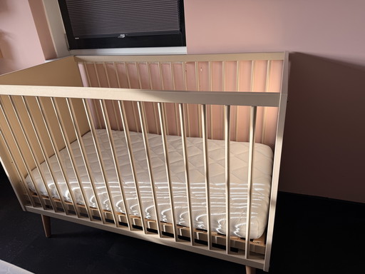 Quax Cocoon Latte Nursery