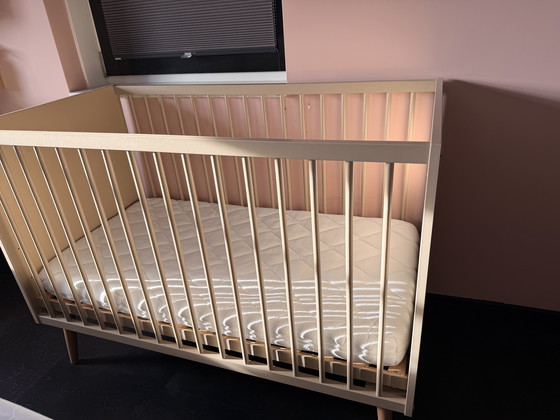 Image 1 of Quax Cocoon Latte Nursery