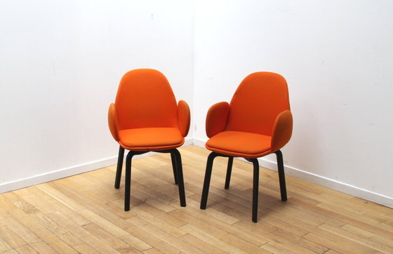 Image 1 of Pair of JH30 chairs, Fritz Hansen