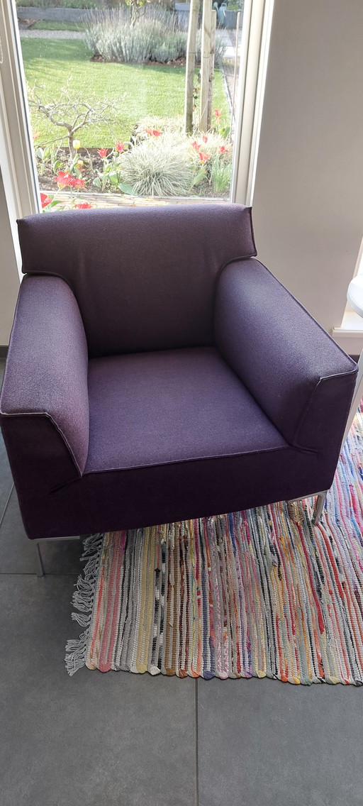Design on Stock Bloq Armchair purple
