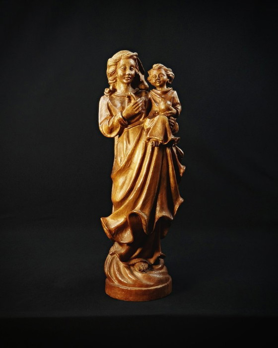 Image 1 of Estatua tallada en roble de la Virgen con el Niño Arte religioso alemán Siglo XX